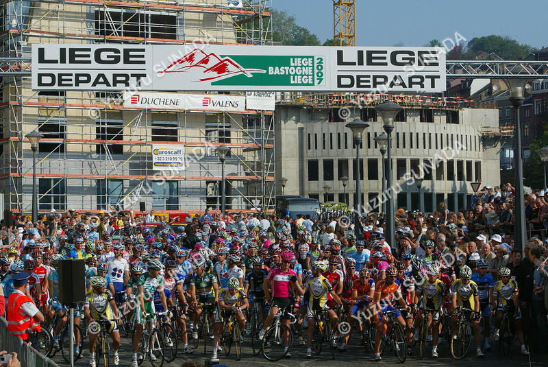 Start001p.jpg